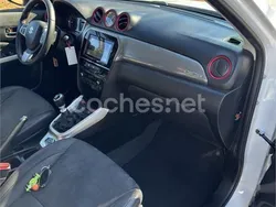 Blanco Usado 2017 Suzuki Vitara SUV | 17.000 € (Precio justo)