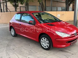 Rojo Usado 2005 Peugeot 206 Berlina | 1950 € (Buen precio)
