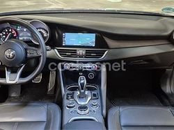 Azul Usado 2023 Alfa Romeo Giulia Veloce Berlina | 39.800 € (Super precio)