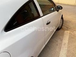 Blanco Usado 2013 Opel Corsa Expression Berlina | 1800 €