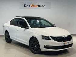 Blanco Usado 2020 Skoda Octavia Ambition Utilitario | 18.400 € (Un poco caro)