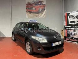 Gris / plata Usado 2010 Renault Mégane Dynamique Berlina | 5850 € (Precio justo)