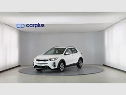 Clear white (sólido) Usado 2022 Kia Stonic SUV | 18.490 € (Un poco caro)