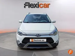 Blanco Usado 2017 Hyundai i20 Berlina | 12.990 € (Un poco caro)