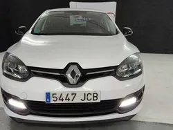 Blanco Usado 2015 Renault Mégane GrandTour LIMITED Familiar | 8700 € (Precio justo)