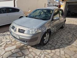 Gris / plata Usado 2005 Renault Mégane II Authentique Berlina | 2200 € (Precio justo)