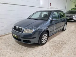 Blanco Usado 2006 Skoda Fabia Berlina | 2600 € (Precio justo)