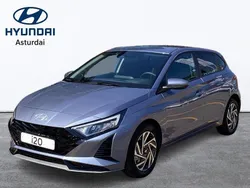 Meta blue (perlado) Usado 2025 Hyundai i20 Berlina | 18.890 € (Precio justo)