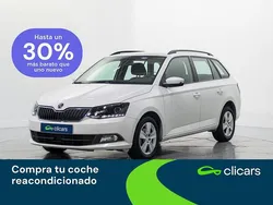 Blanco Usado 2017 Skoda Fabia Familiar | 8990 € (Precio justo)
