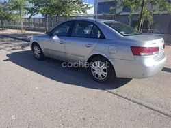 Gris / plata Usado 2007 Hyundai Sonata Comfort Berlina | 2500 € (Buen precio)