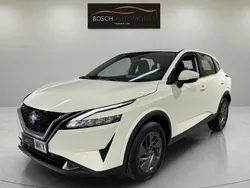 Blanco Usado 2024 Nissan Qashqai Acenta SUV | 23.490 € (Precio justo)