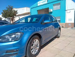 Azul Usado 2017 VW Golf VII Advance Berlina | 13.990 € (Precio justo)