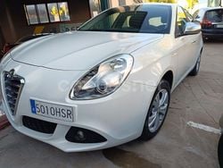 Blanco Usado 2013 Alfa Romeo Giulietta Distinctive Utilitario | 8000 €