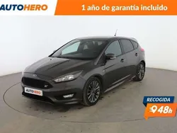Gris Usado 2017 Ford Focus ST-Line Berlina | 13.299 €