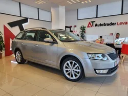 Gris Usado 2017 Skoda Octavia Style Familiar | 14.249 € (Precio justo)