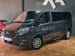 Gris / plata Usado 2023 Ford Tourneo Custom Titanium X Monovolumen | 41.990 € (Precio justo)