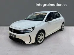 Blanco Usado 2024 Opel Corsa Edition Utilitario | 13.700 € (Precio justo)