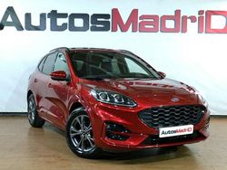 Granate Usado 2022 Ford Kuga ST-Line SUV | 19.490 € (Precio justo)