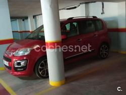Rojo Usado 2015 Citroën C3 Picasso Attraction Monovolumen | 10.000 € (Un poco caro)