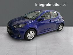 Azul Usado 2024 Toyota Yaris Edition Berlina | 19.990 € (Precio justo)