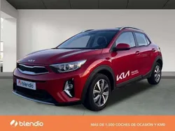Rojo Usado 2022 Kia Stonic SUV | 17.900 € (Caro)