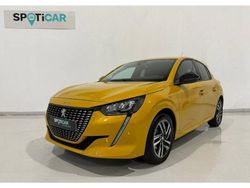 Dorado Usado 2023 Peugeot 208 Allure Utilitario | 17.900 € (Un poco caro)