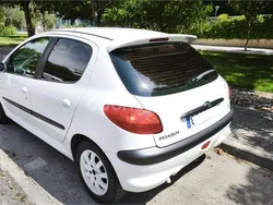 Blanco Usado 2001 Peugeot 206 Berlina | 4250 € (Caro)