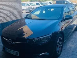 Usado 2019 Opel Insignia Selective Familiar | 11.400 € (Precio justo)