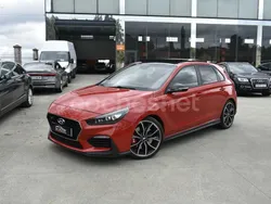 Rojo Usado 2018 Hyundai i30 N Performance Berlina | 22.900 € (Buen precio)