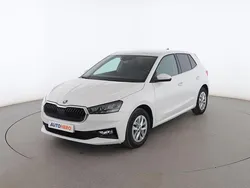 Blanco Usado 2022 Skoda Fabia Utilitario | 17.299 € (Un poco caro)