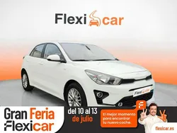 Blanco Usado 2022 Kia Rio Berlina | 13.690 € (Precio justo)