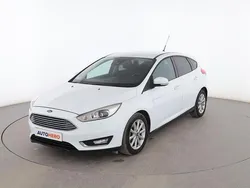 Blanco Usado 2014 Ford Focus Titanium Berlina | 9099 € (Precio justo)