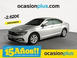 Gris / plata Usado 2021 VW Passat Business Berlina | 21.690 € (Precio justo)