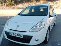 Blanco Usado 2009 Renault Clio II Exception Berlina | 5300 € (Un poco caro)