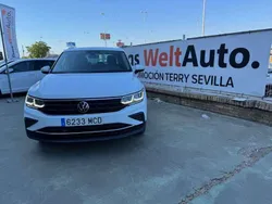 Blanco Usado 2022 VW Tiguan Life SUV | 26.495 € (Buen precio)