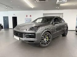 Gris / plata Usado 2024 Porsche Cayenne SUV | 119.900 € (Precio justo)