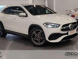 Blanco Usado 2023 Mercedes GLA200 SUV | 40.990 € (Caro)