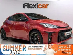 Rojo Usado 2023 Toyota Yaris Utilitario | 36.490 € (Un poco caro)