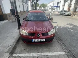Rojo Usado 2004 Renault Mégane GrandTour Dynamique Familiar | 1700 € (Buen precio)