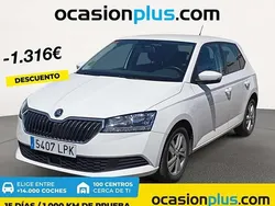 Blanco Usado 2021 Skoda Fabia Ambition Utilitario | 13.164 € (Precio justo)