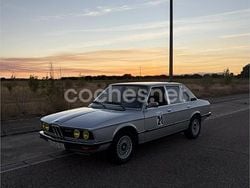 Gris / plata Usado 1981 BMW 525 Berlina | 11.000 €