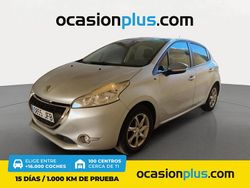 Gris Usado 2015 Peugeot 208 Style Utilitario | 6490 € (Buen precio)