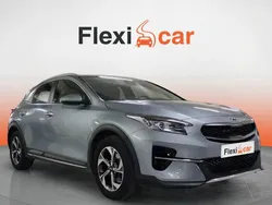 Gris Usado 2021 Kia XCeed SUV | 14.290 € (Precio justo)