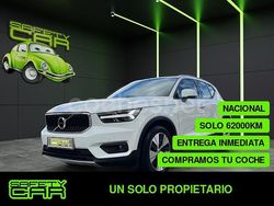 Blanco Usado 2021 Volvo XC40 Momentum SUV | 25.999 € (Precio justo)