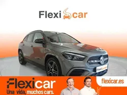 Amarillo Usado 2024 Mercedes GLA200 SUV | 36.590 € (Precio justo)