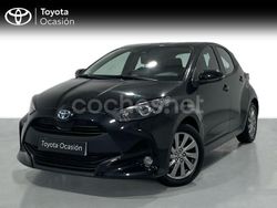 Negro Usado 2024 Toyota Yaris Hybrid Active Berlina | 21.490 € (Precio justo)