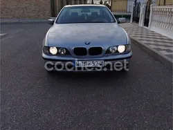 Gris / plata Usado 2000 BMW 520 Berlina | 1500 €