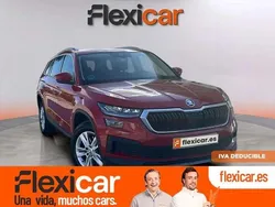 Rojo Usado 2022 Skoda Kodiaq SportLine SUV | 28.990 € (Buen precio)
