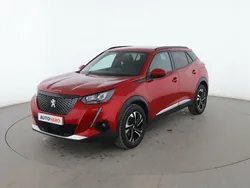 Rojo Usado 2021 Peugeot 2008 Allure SUV | 16.399 € (Precio justo)