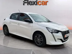 Blanco Usado 2022 Peugeot 208 Active Utilitario | 11.990 € (Buen precio)